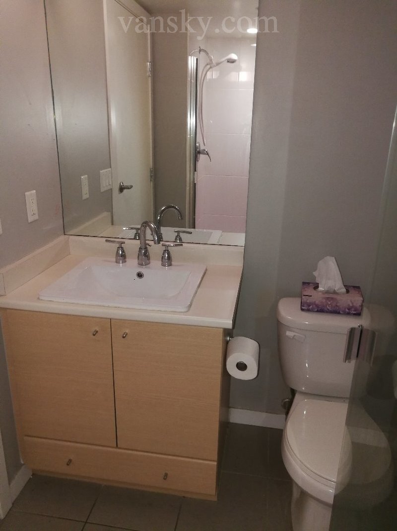 200518101242_2. 2nd bathroom.jpg